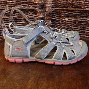 KEEN Big Kid 4 Gray Pink Seacamp II CNX Beach Sandals Unisex Water Hiking Shoes